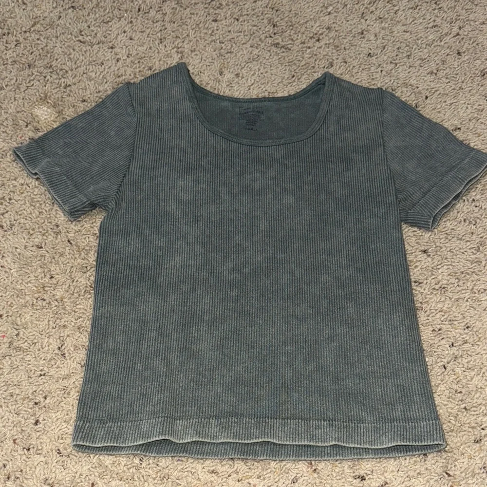 Women's Ribbed Gray Top - Picture 1 of 1